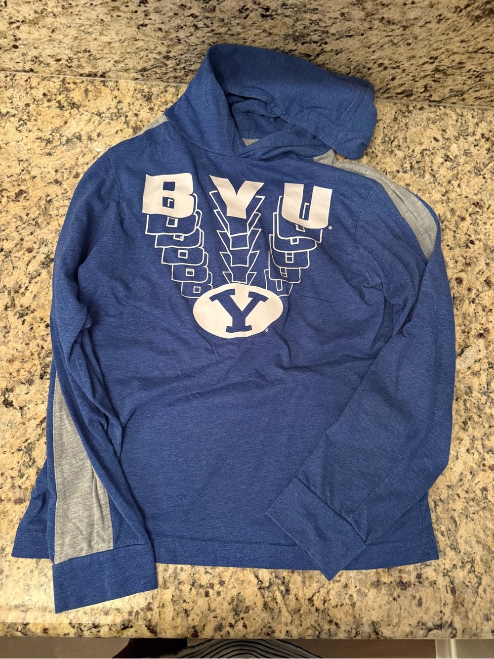 Youth medium byu shirt with hood